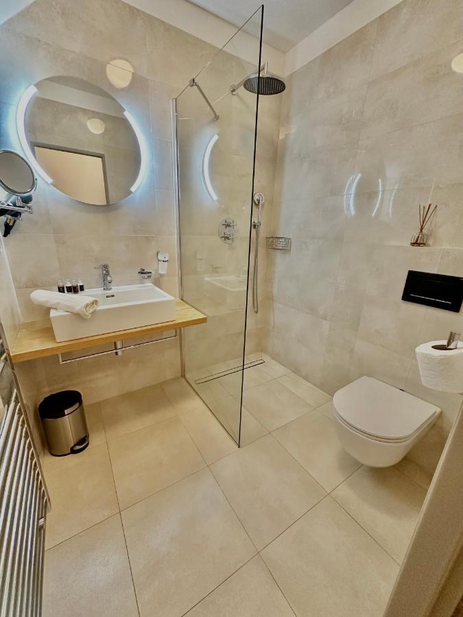Hotel Kocour Тршебич Екстер'єр фото