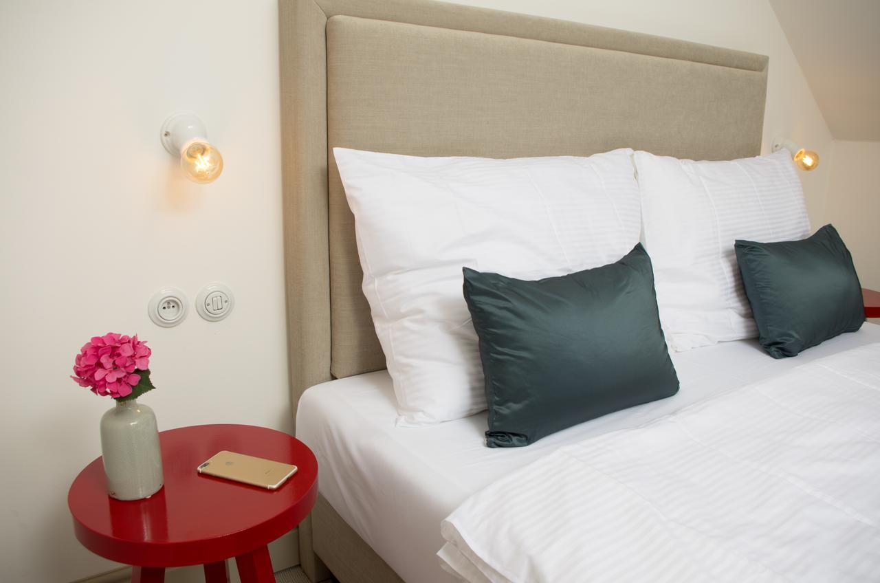 Hotel Kocour Тршебич Екстер'єр фото